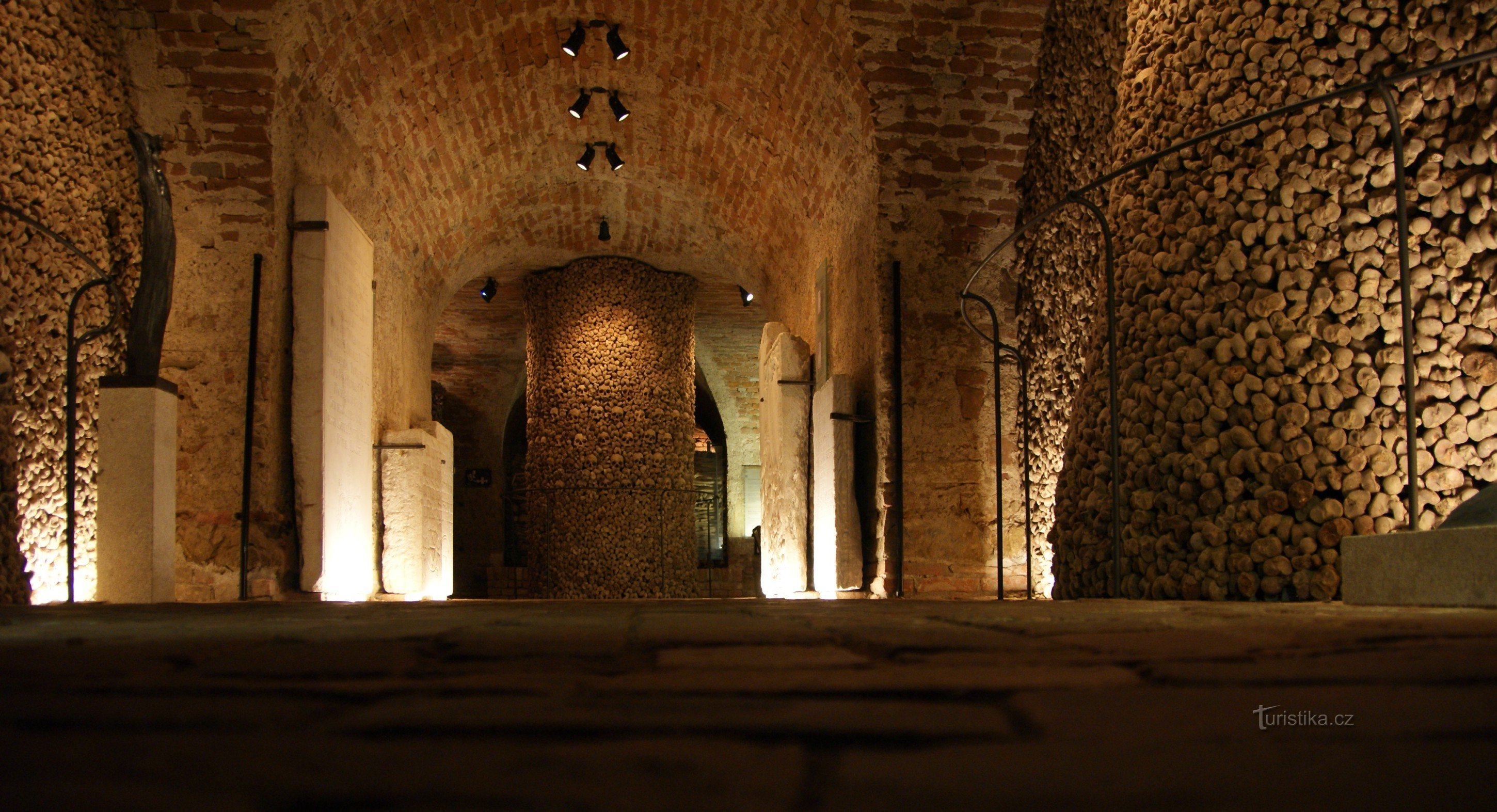 Kostnice u sv. Jakuba - krypta