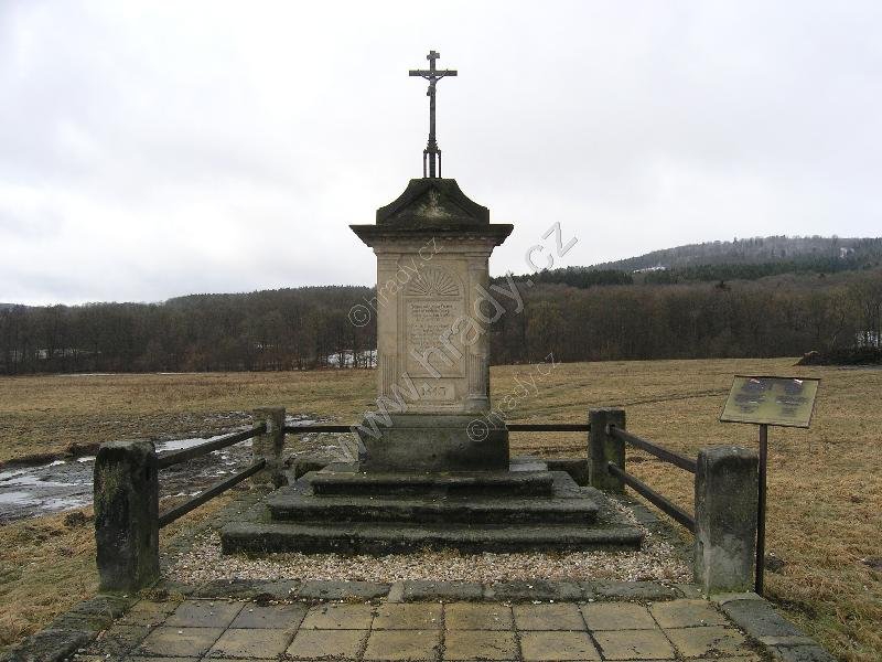 kříž