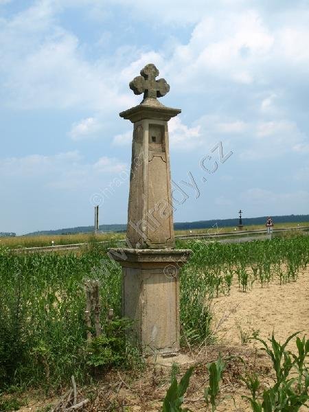 kříž na bývalém popravišti