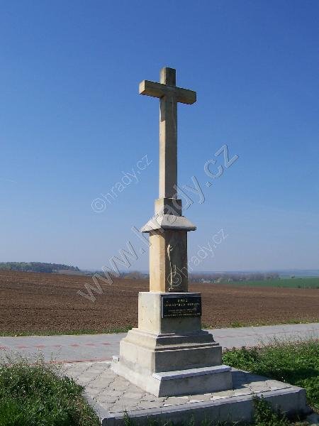 kříž uprostřed Moravy