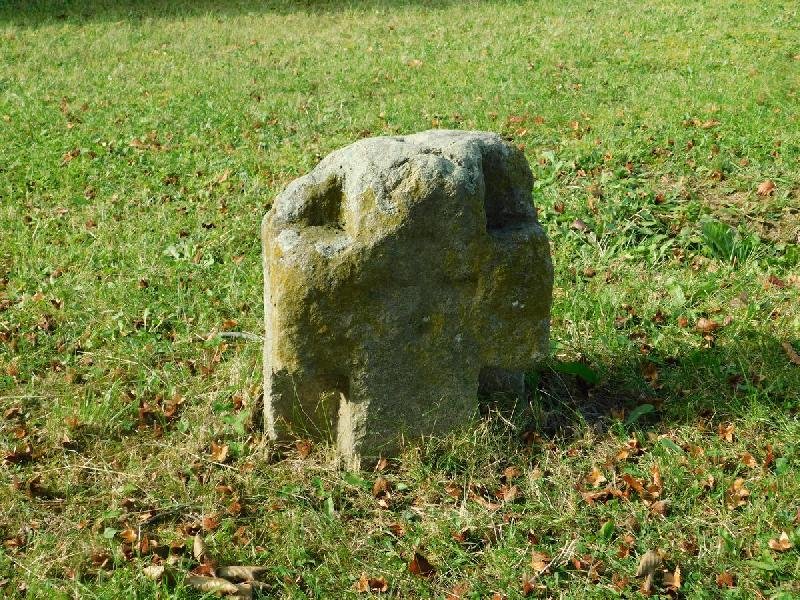 křížový kámen