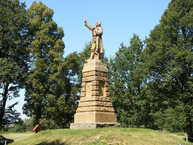 Kubatův pomník