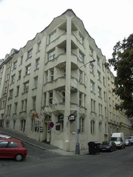 kubistický nájemní dům