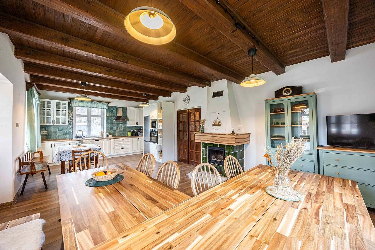 Kuchyň + společenský prostor