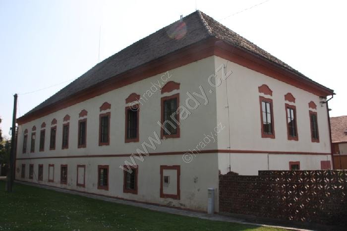 Lenešice