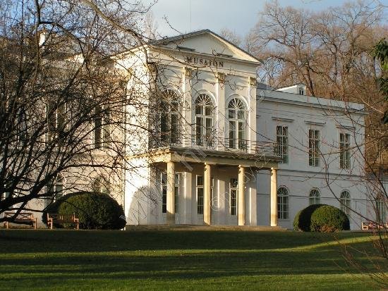 letohrádek Kinských