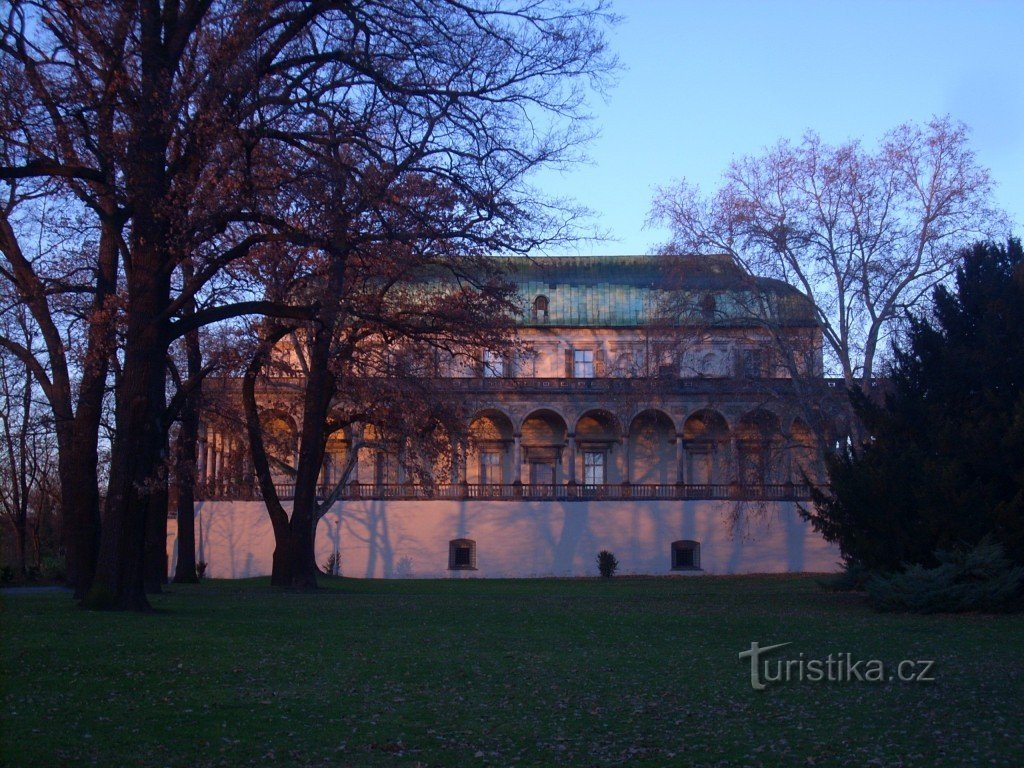 letohrádek královny Anny