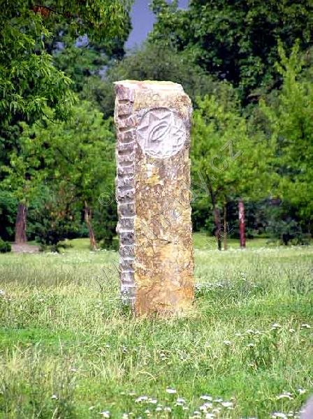 litopunkturní stéla