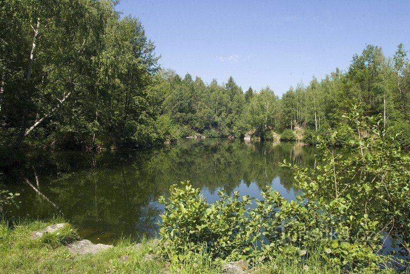 Lom Vaněk u Skorošic