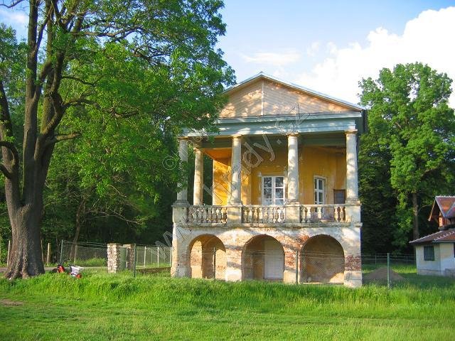 Lovecký zámeček