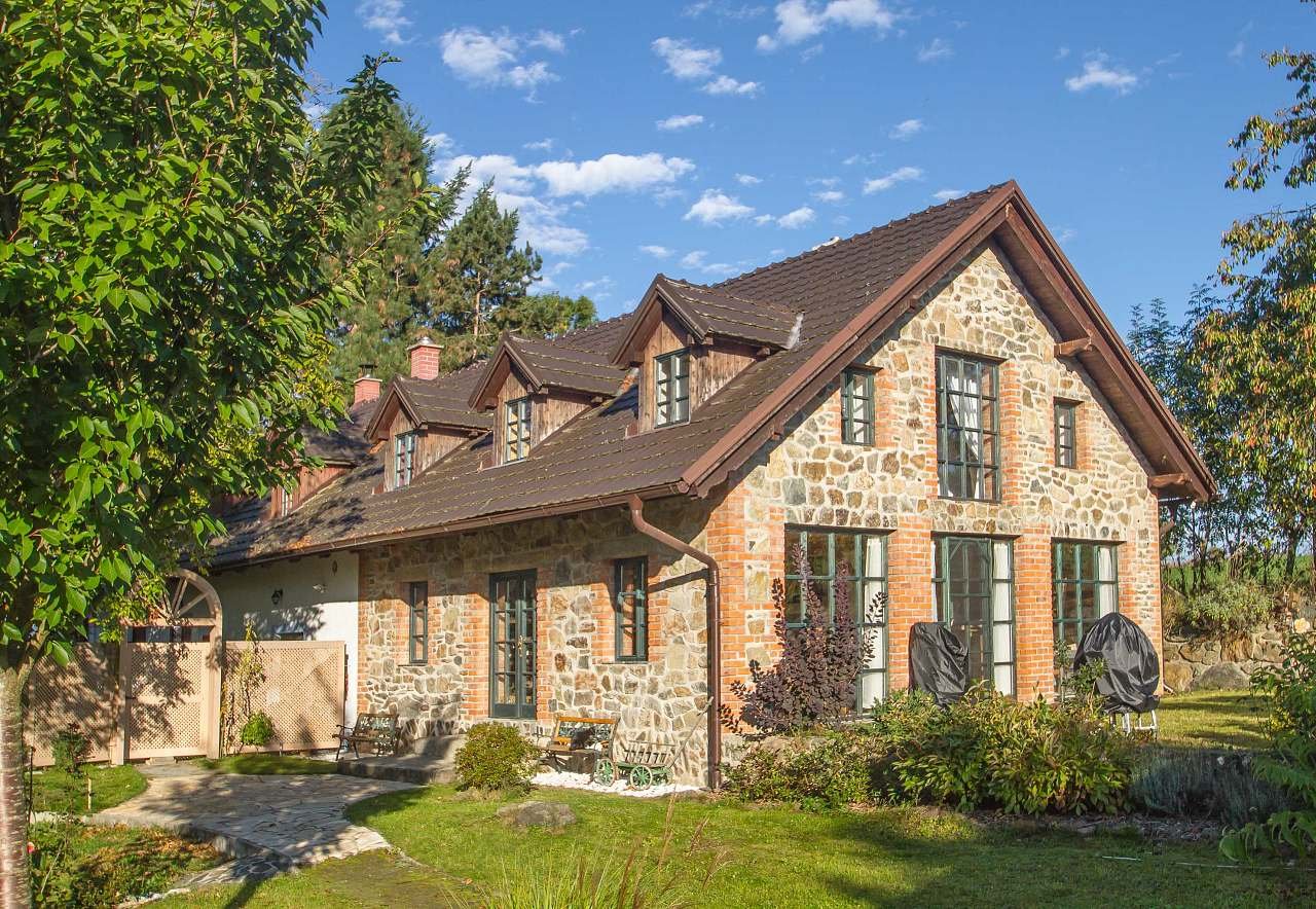 Luxusnchalupa na polosamotě