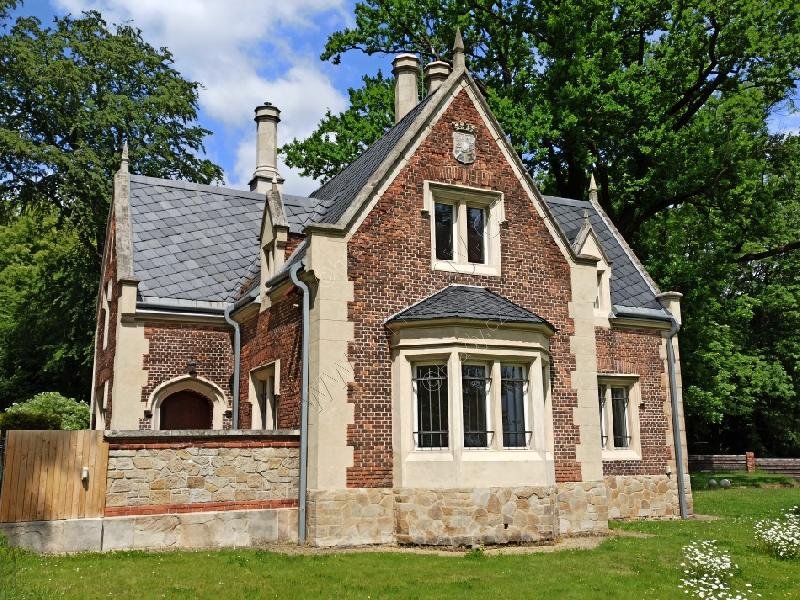 Manor house