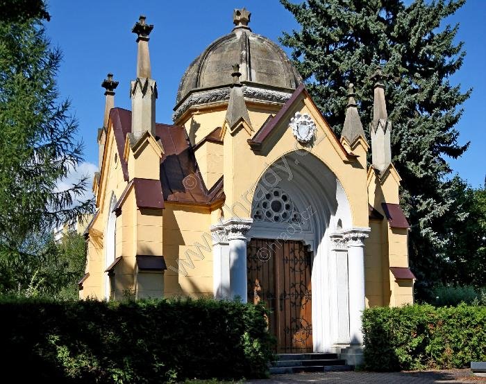 mauzoleum Dr. Schmeykala