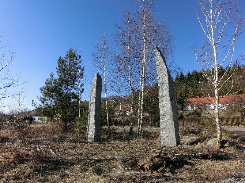 menhiry u Drahenického Málkova