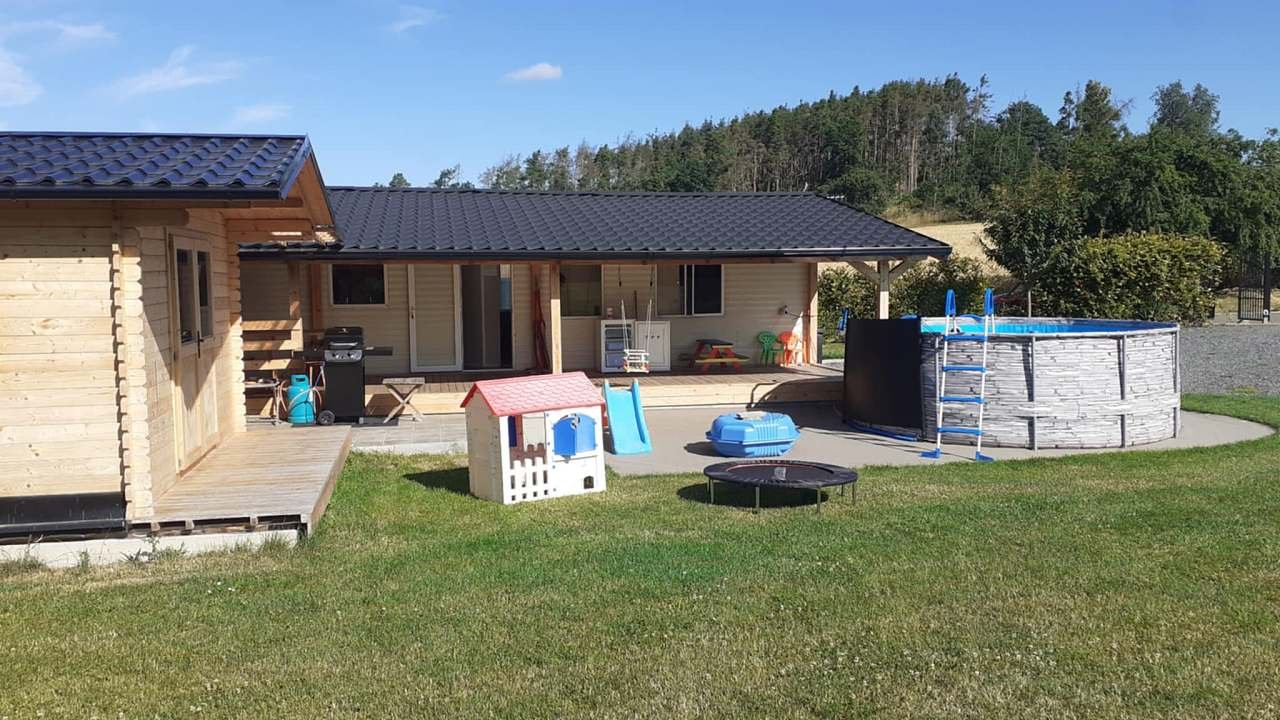 Mobilhaim 3ložnice 2+2+2 chatka 4x postel