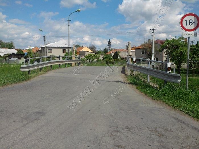 most přes Blatu