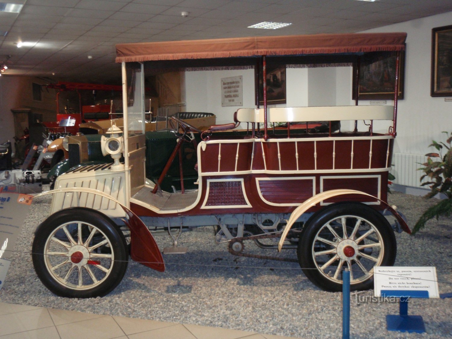 muzeum Tatry v Kopřivnici