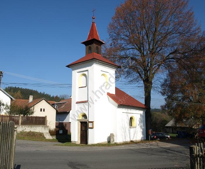 návesní kaple