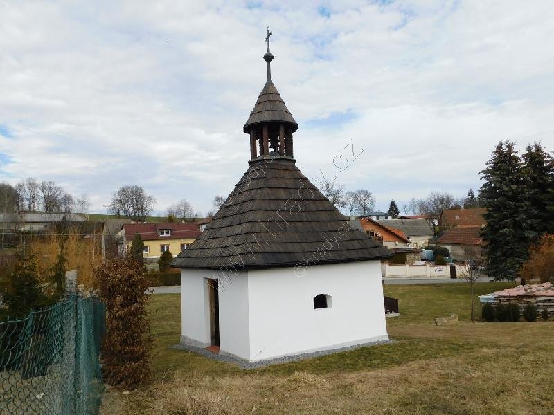 návesní kaple