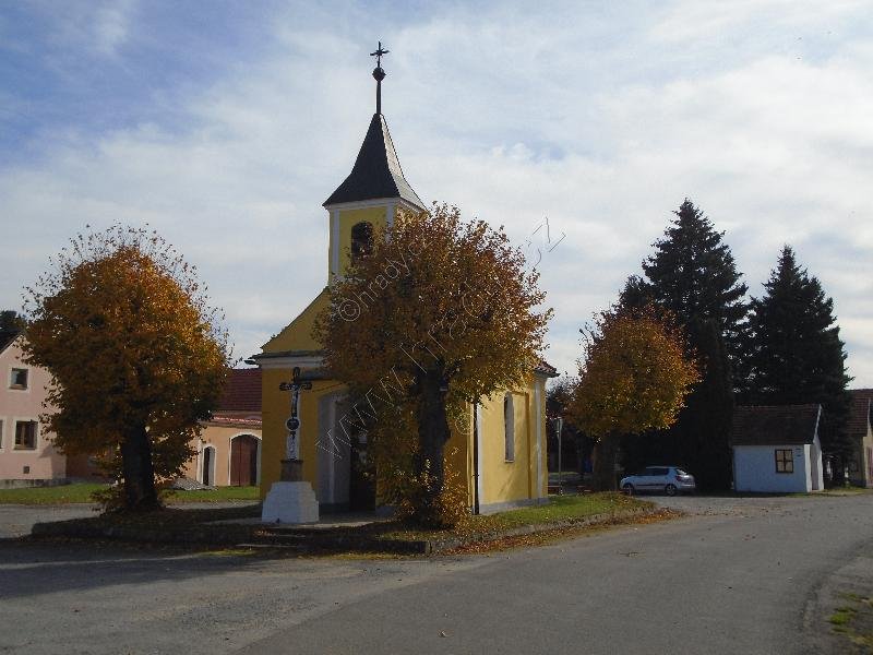 návesní kaple