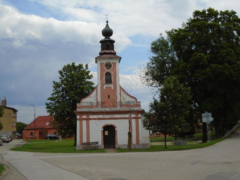 návesní kaple Bolestné Panny Marie