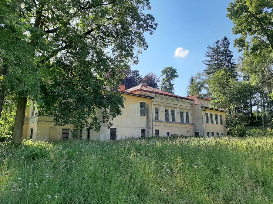 Oblajovice