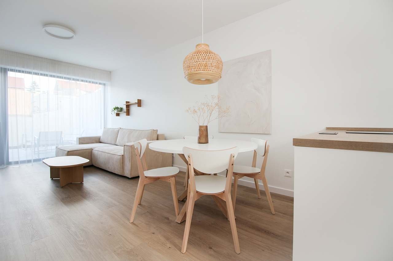 obývací pokoj s jídelním koutem - apartmán 1B