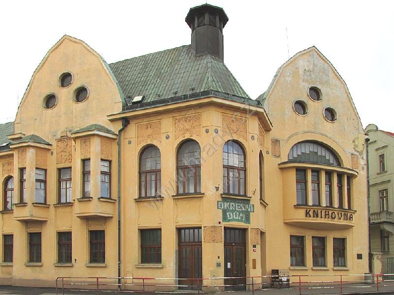 Okresní dům