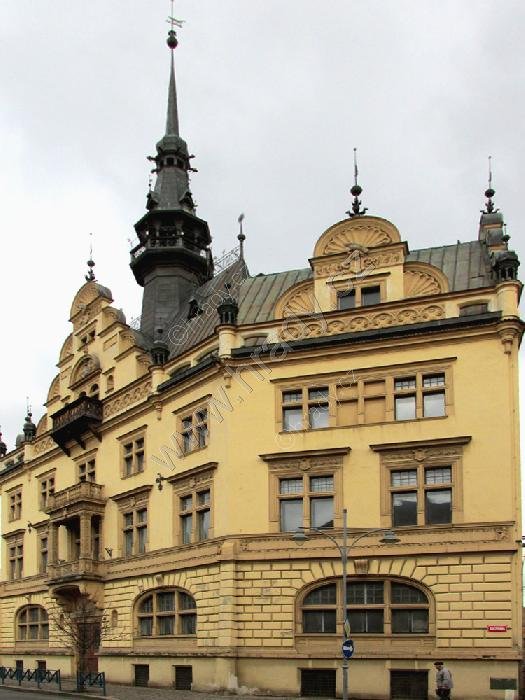 Okresní dům