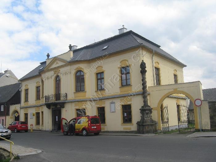 Pachtovský zámeček