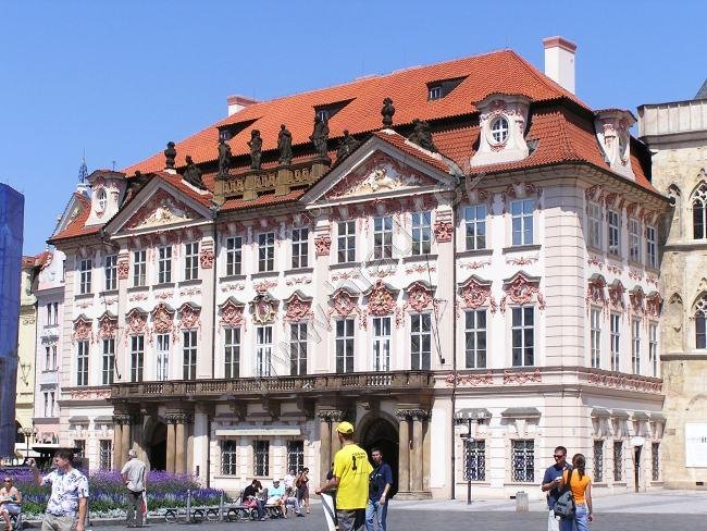 palác Goltz-Kinských