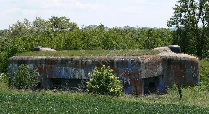 pěchotní srub MJ-S-29 Svah; U dráhy