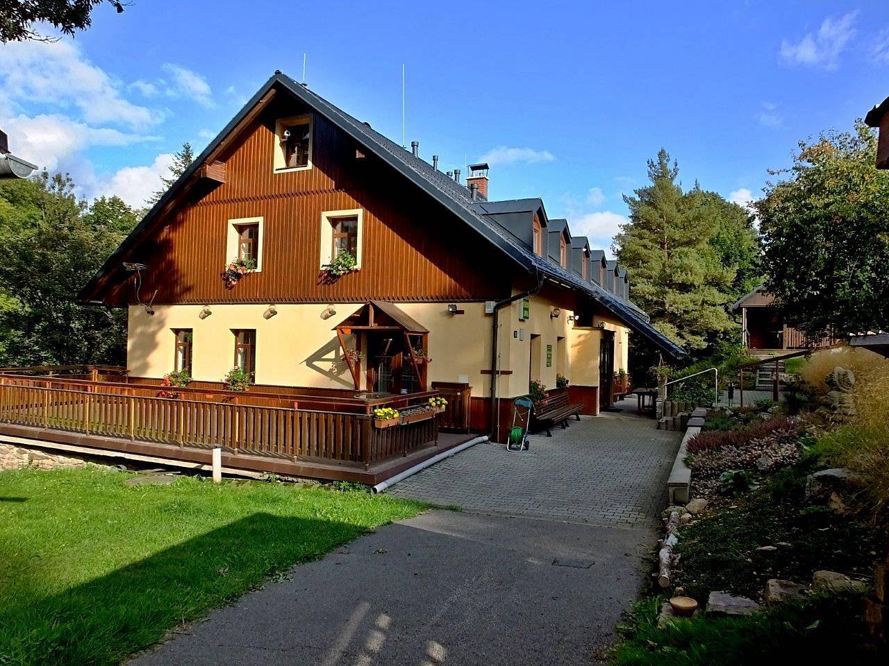Penzion Anna v říční zátoce Bartošovice v Orlických horách