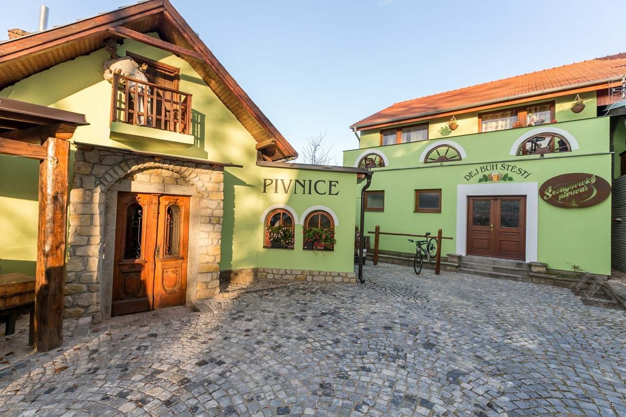 Penzion v Šestajovickém pivovaru