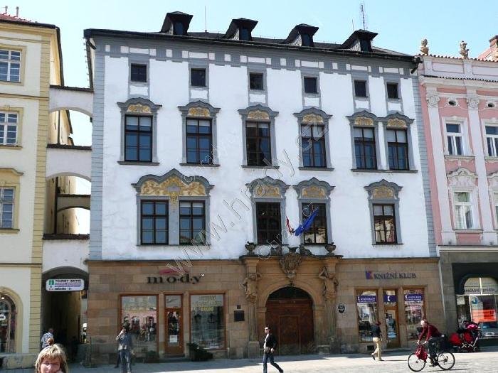 Petrášův palác