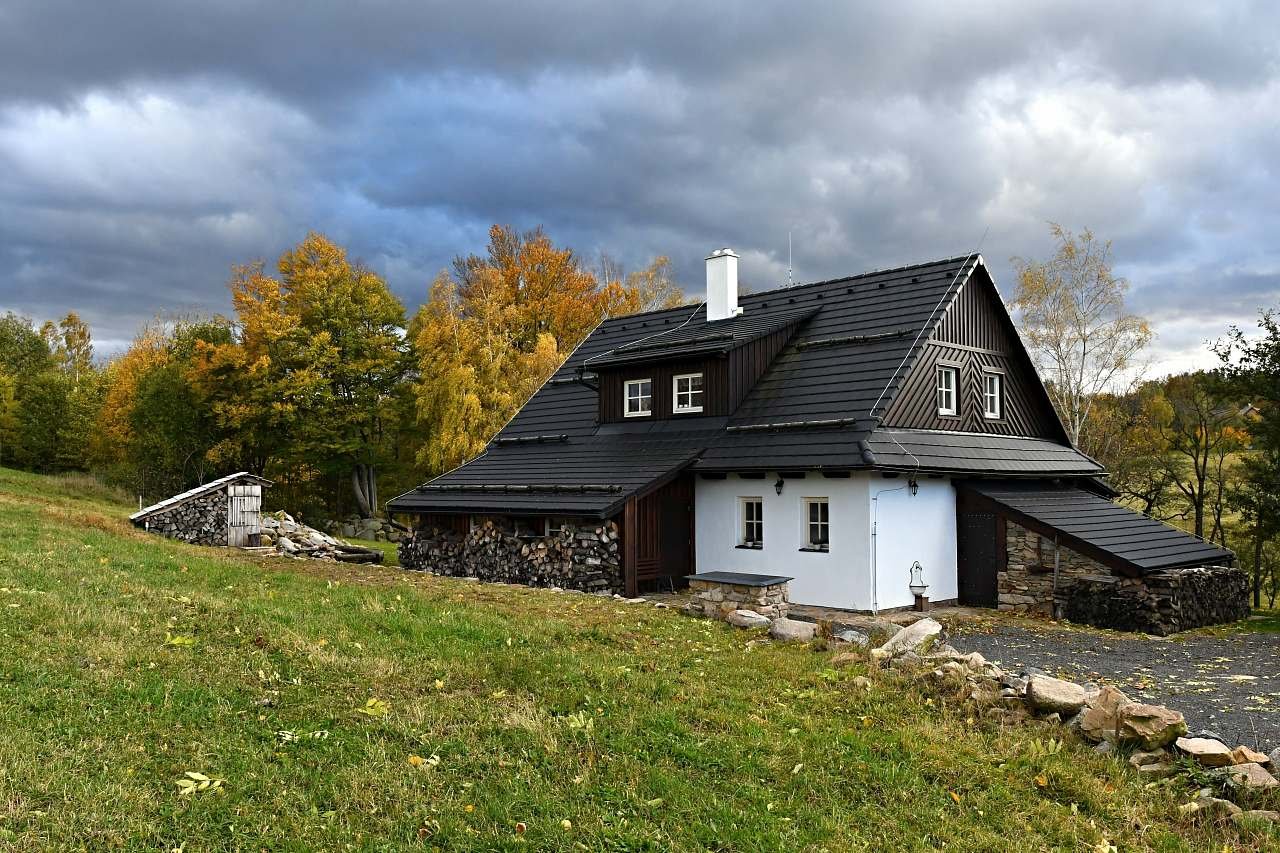 Podzimní Roubenka U Kmotry