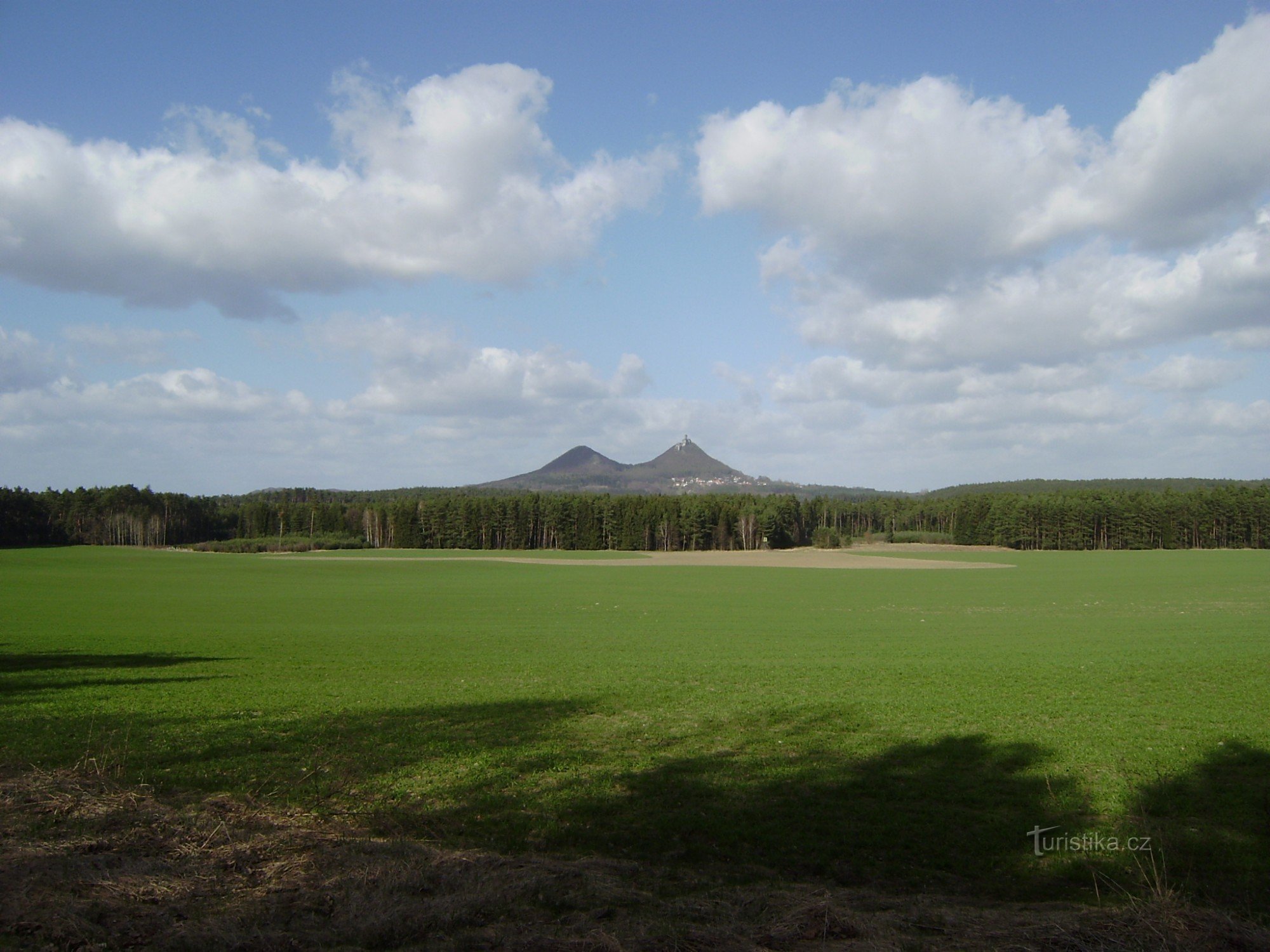 Pohled na Bezděz z JZ