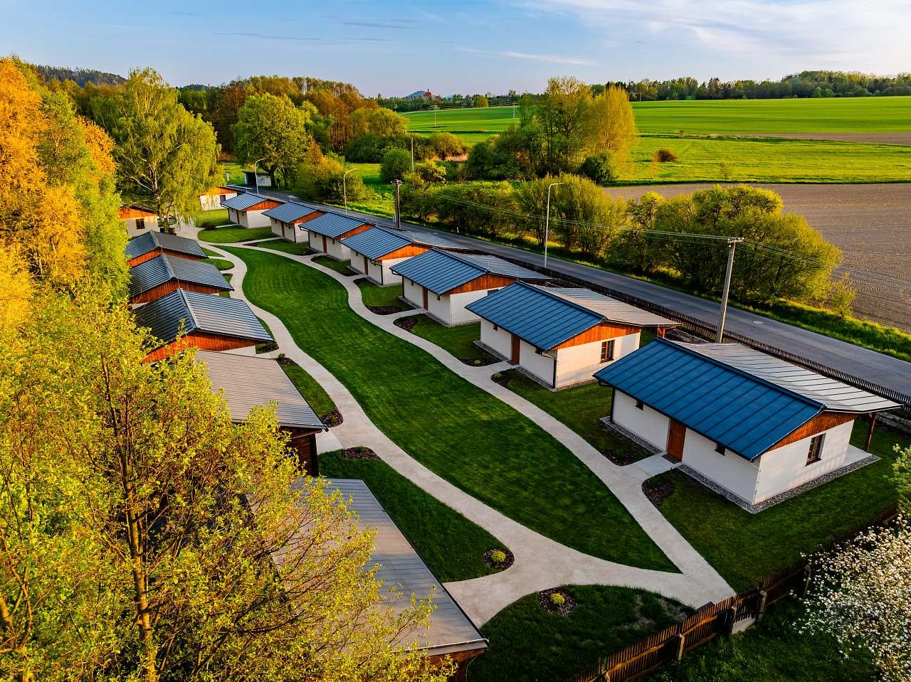 pohled na bungalovy