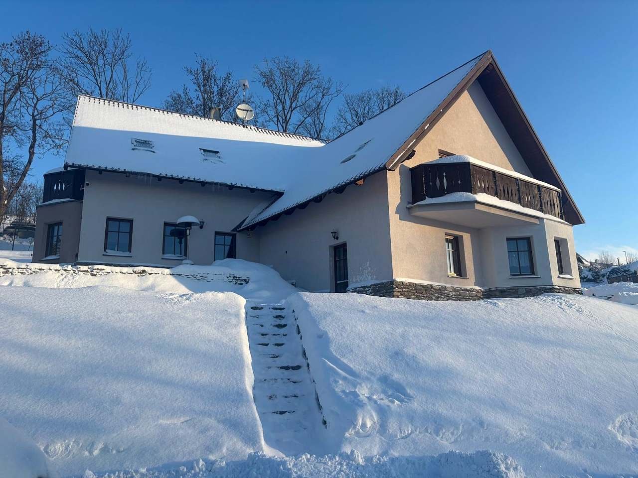 Pohled na Penzion Protěž