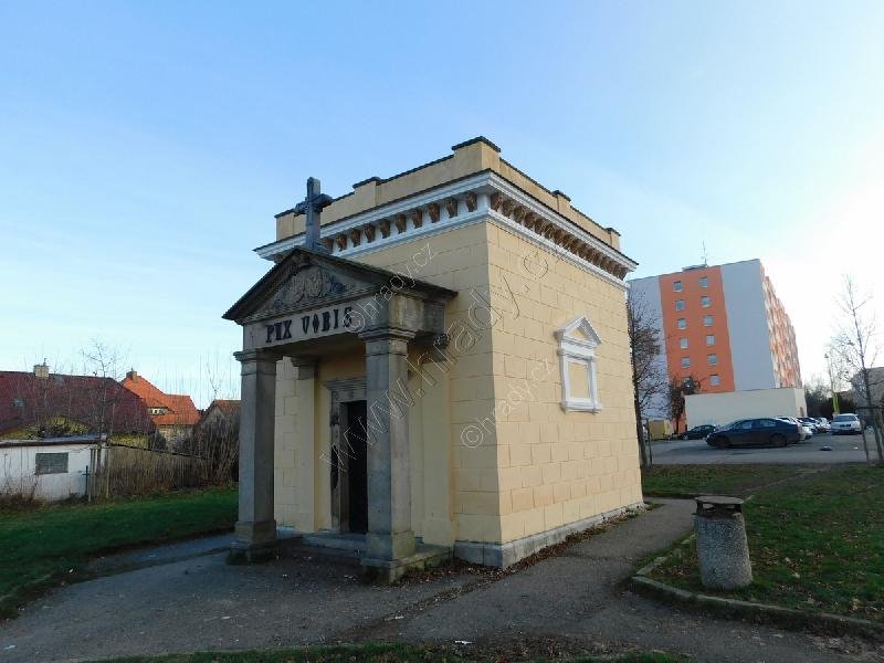 pohřební kaple Auerspergů