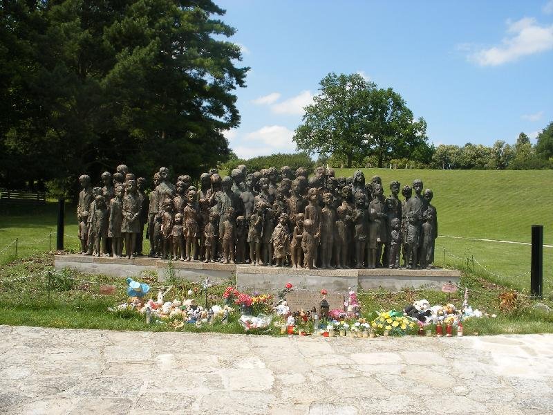 pomník dětským obětem války