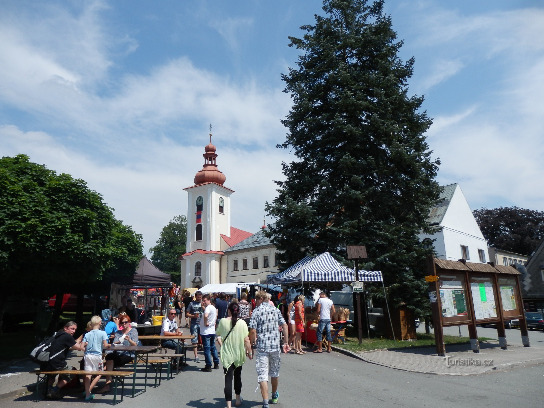 pouťová Rokytnice nás vítá