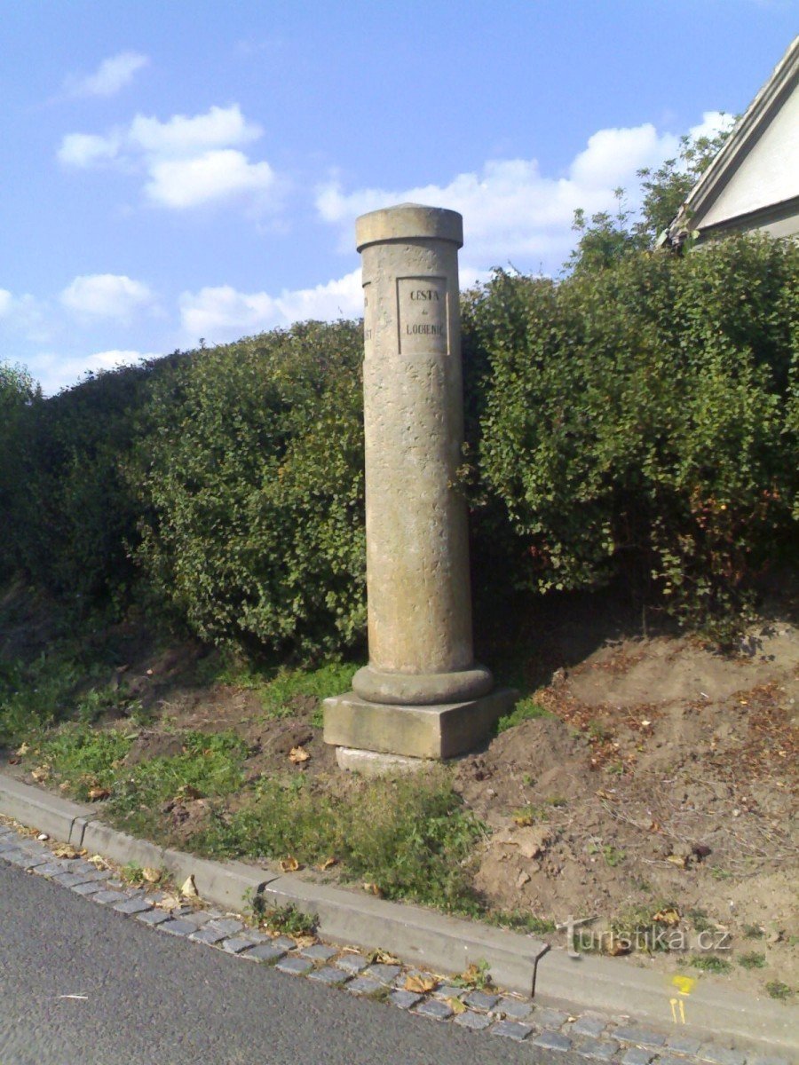 Předměřice - pískovcový směrník