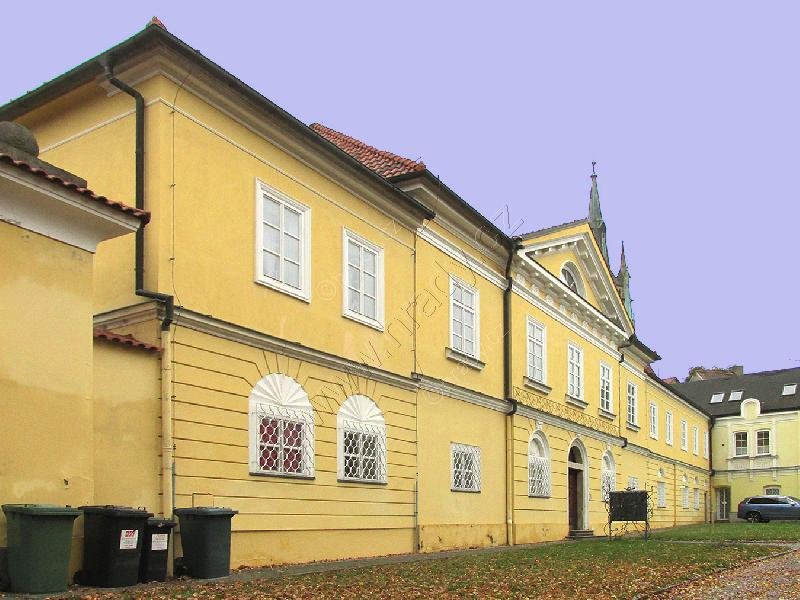 předměstská usedlost