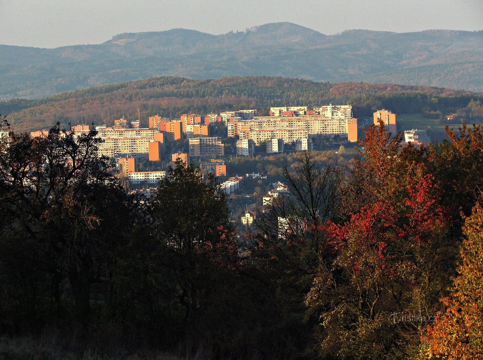 Procházka mezi starou a současnou architekturou Zlína