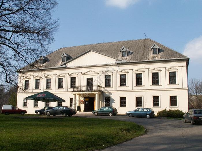 Prstná