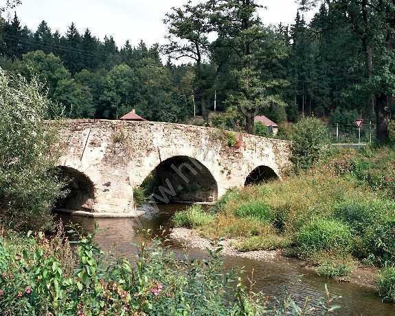 Ronovský most