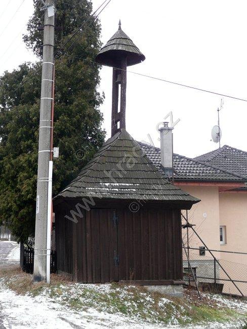 roubená zvonička