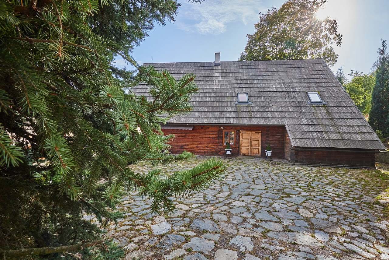 Roubenka INFFINITY - parkoviště