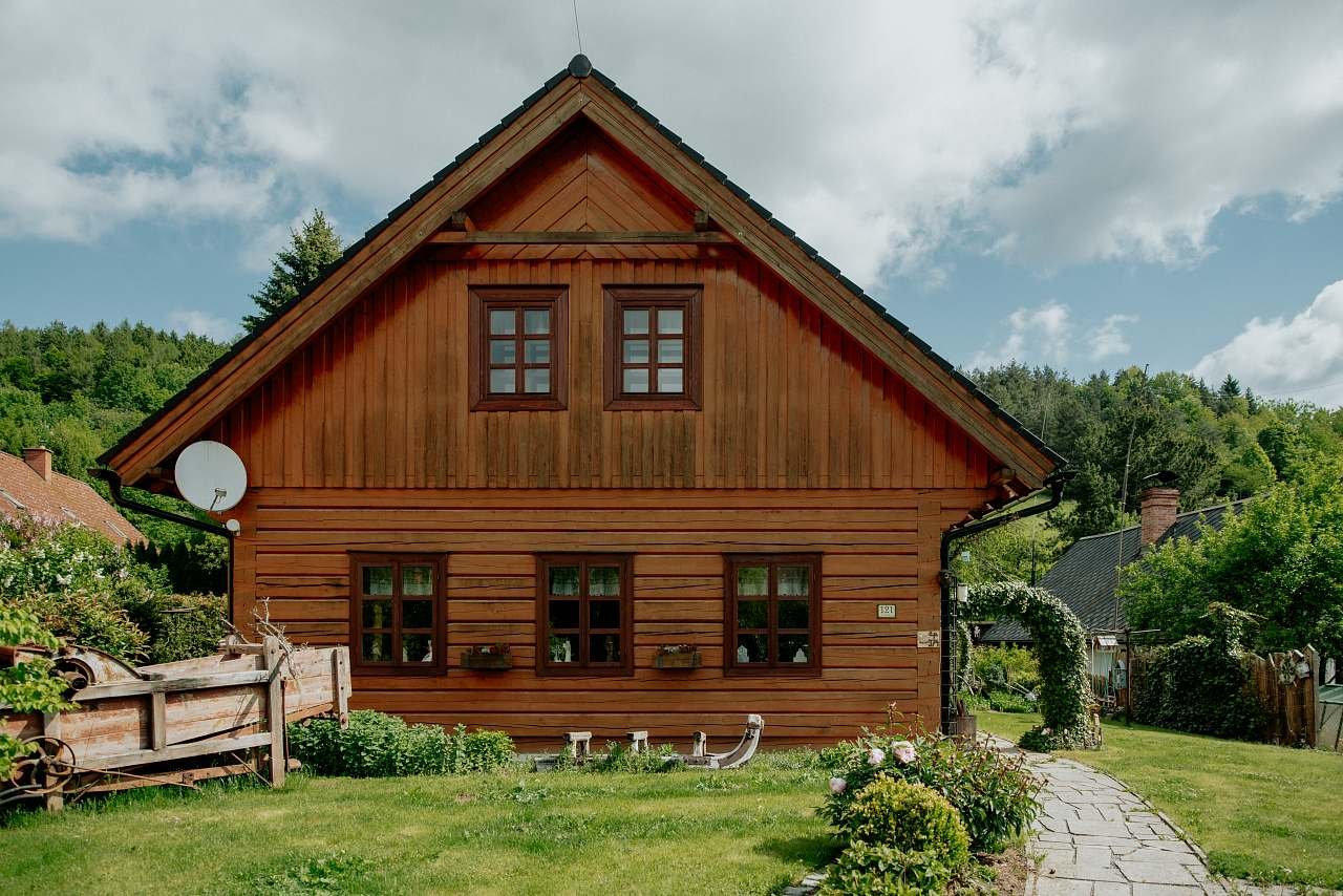 Roubenka u Žofky - ubytování Zbečník - Hronov